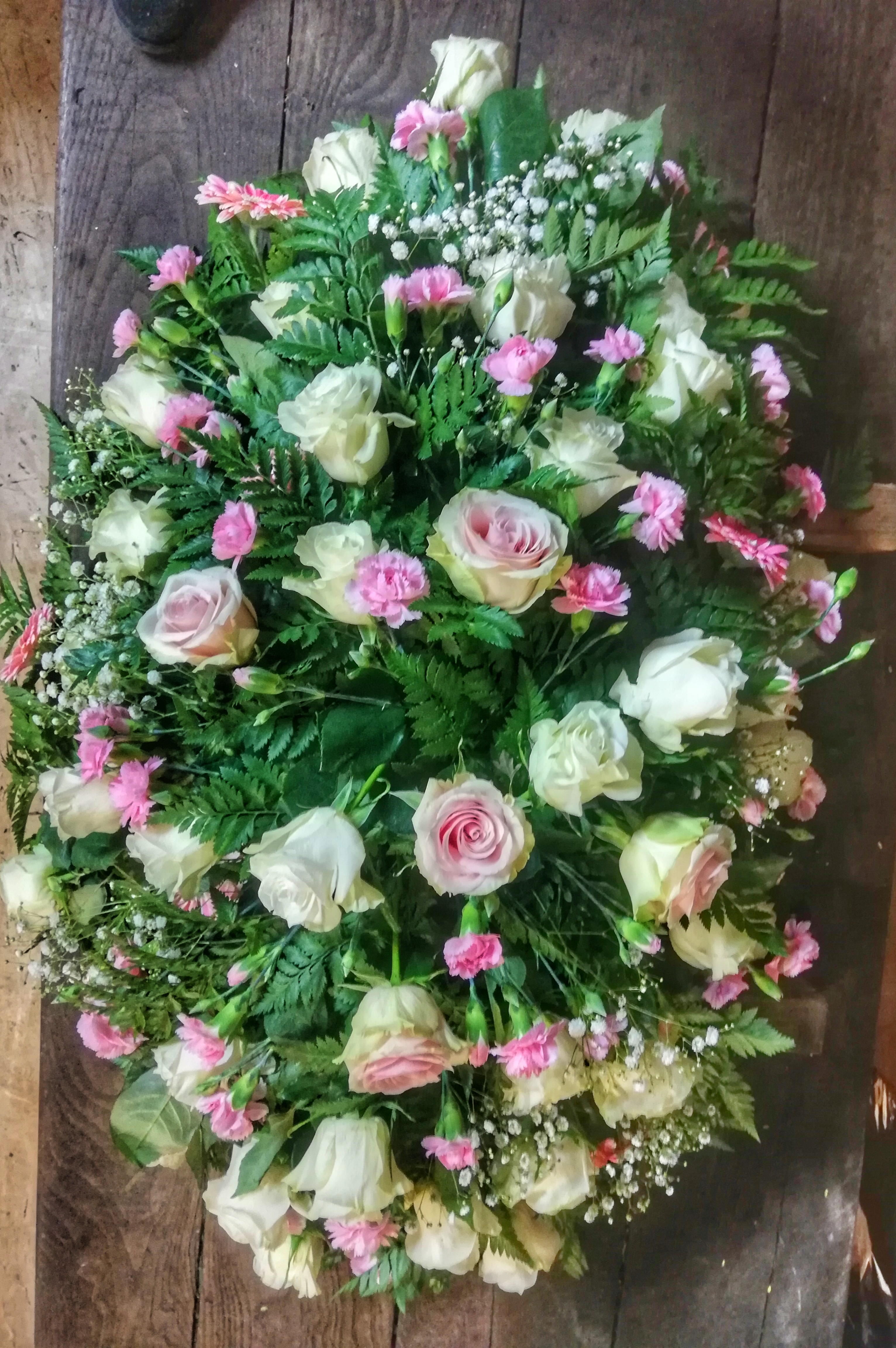 Copricassa Funebre Rose BiancoRosa Velo di Sposa Fioreria Bruseghini Besenello Trento